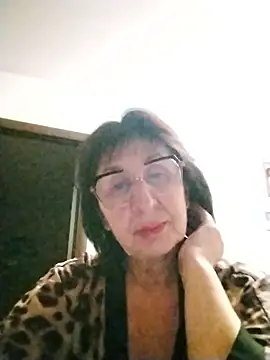 AlbinaXPretty online show from 01-13-26, 08:14