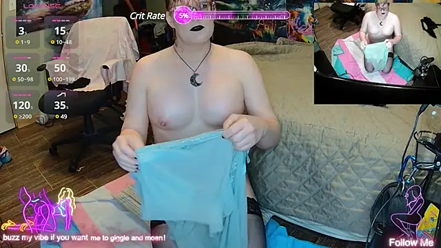 Snapshot of Faye_Wilde chatting on 02-01-25, 02:26 Faye Wilde online show from 02-01-25, 02:26