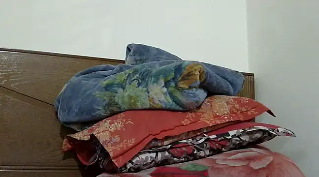 shekira99 online show from 03-09-25, 02:21