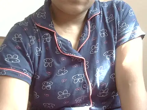 shekira99 online show from 09-27-25, 03:44