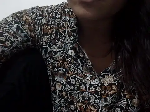 shekira99 online show from 10-17-25, 02:52