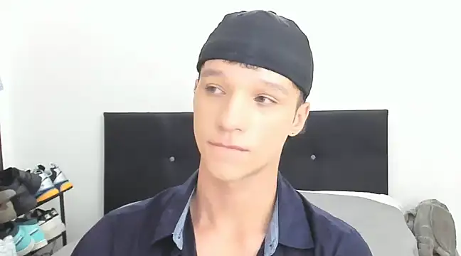 angelcortes online show from 01-06-25, 12:02