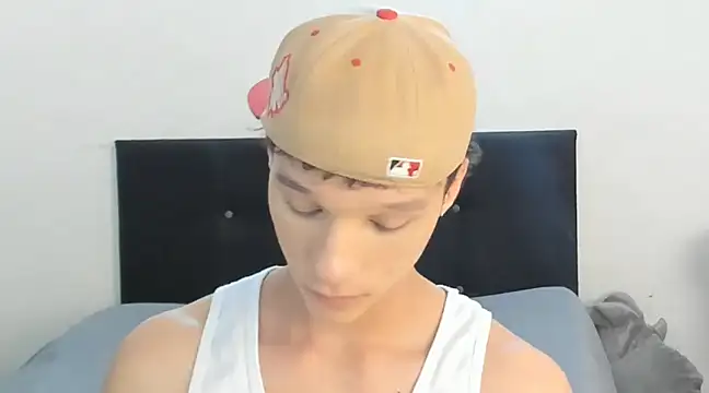 angelcortes online show from 02-02-25, 12:02