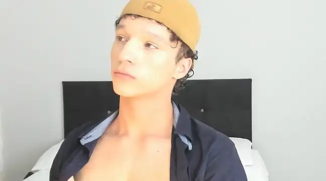 angelcortes online show from 02-22-25, 08:42