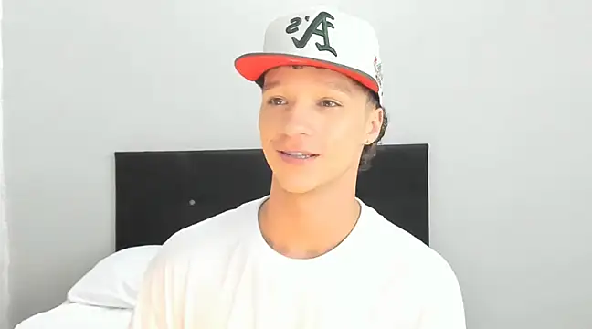 angelcortes online show from 03-02-25, 04:42