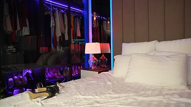 Snapshot of Arte_Adelle chatting on 01-16-25, 04:07 Arte Adelle online show from 01-16-25, 04:07