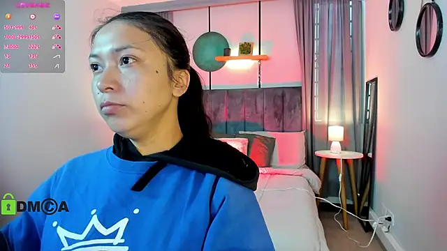 CoralineRicce  online show from 09-09-25, 09:36