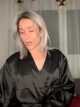 petrouchkaaa  online show from 12-04-25, 08:50