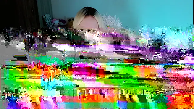 Snapshot of Emily_Nyaffee chatting on 02-07-25, 05:51 Emily Nyaffee online show from 02-07-25, 05:51