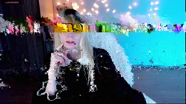 Snapshot of Emily_Nyaffee chatting on 02-22-25, 12:05 Emily Nyaffee online show from 02-22-25, 12:05