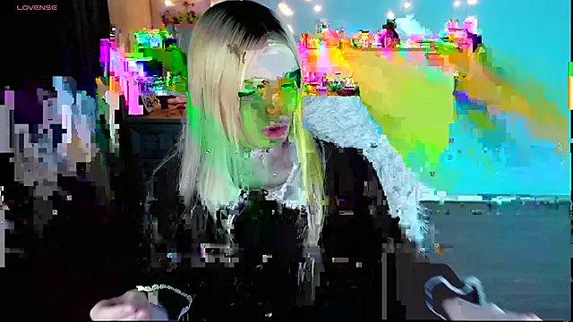 Snapshot of Emily_Nyaffee chatting on 02-22-25, 11:24 Emily Nyaffee online show from 02-22-25, 11:24