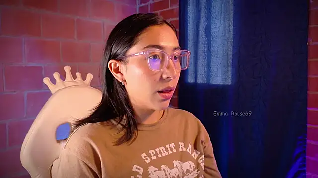 Snapshot of emma_rouse69 chatting on 10-16-25, 02:40 emma rouse69 online show from 10-16-25, 02:40