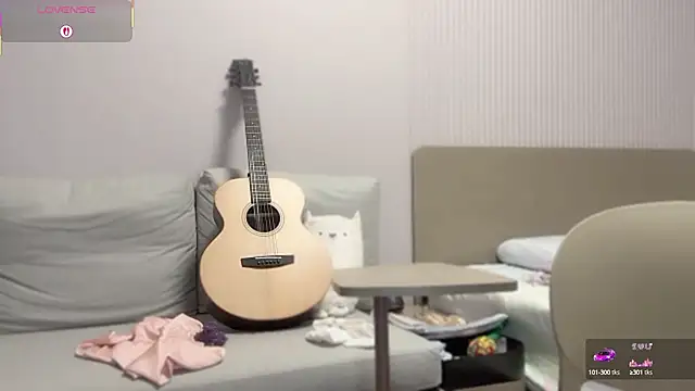 A-xena online show from 10-12-25, 03:05