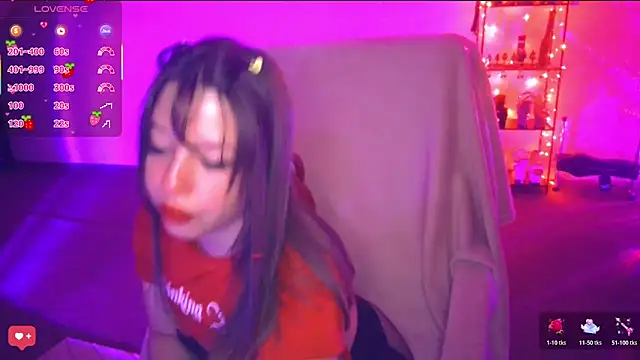 PetiteAngel666 online show from 12-21-25, 08:49