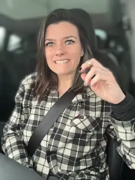 LadyLena1 online show from 01-03-25, 09:05