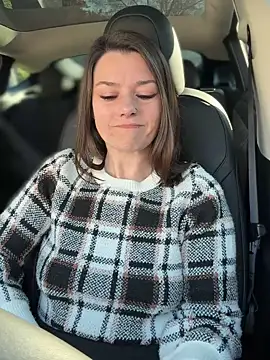 LadyLena1 online show from 01-22-25, 09:32