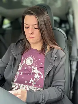 LadyLena1 online show from 03-11-25, 11:04