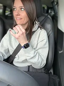 LadyLena1 online show from 10-11-25, 06:06