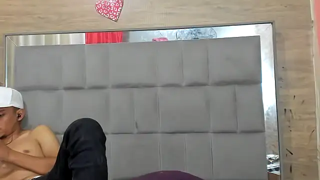 chicasirbo online show from 11-11-25, 09:26