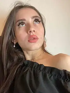 SofiaLaLight online show from 01-18-25, 02:23