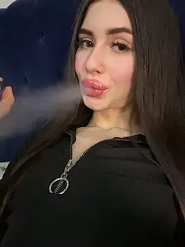 SofiaLaLight online show from 03-21-25, 03:33