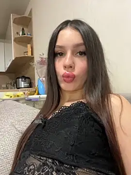 SofiaLaLight online show from 09-25-25, 04:21