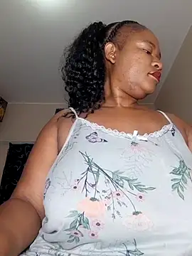Bootyliciousbbw12 online show from 04-21-26, 03:57