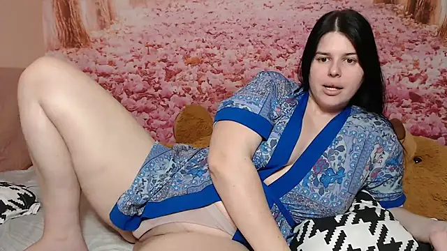 Annatrybebetter online show from 11-17-25, 09:09