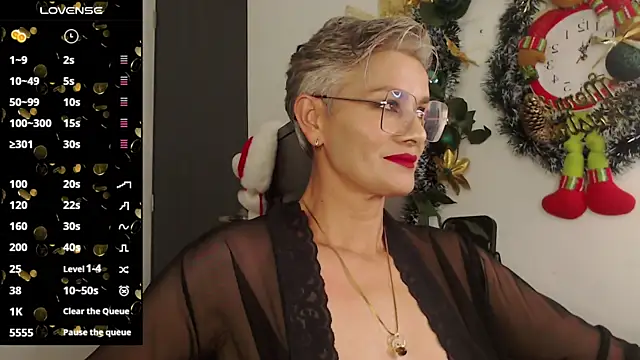 Snapshot of scarlett_paris22 chatting on 12-28-24, 11:37 scarlett paris22 online show from 12-28-24, 11:37