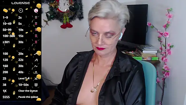 Snapshot of scarlett_paris22 chatting on 01-04-25, 03:07 scarlett paris22 online show from 01-04-25, 03:07