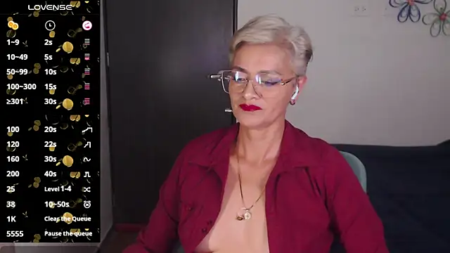 Snapshot of scarlett_paris22 chatting on 01-12-25, 12:07 scarlett paris22 online show from 01-12-25, 12:07