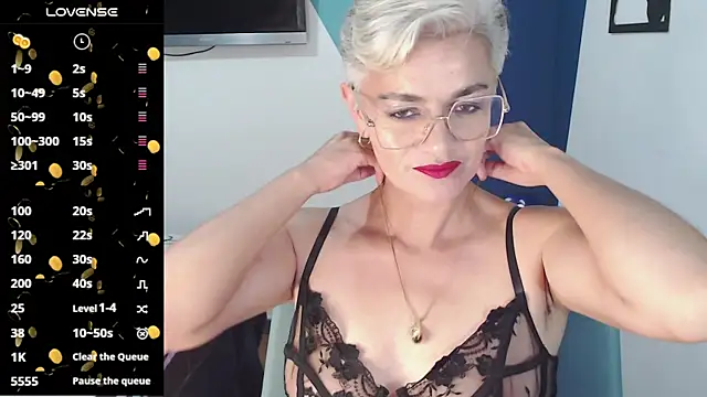 Snapshot of scarlett_paris22 chatting on 03-09-25, 12:31 scarlett paris22 online show from 03-09-25, 12:31