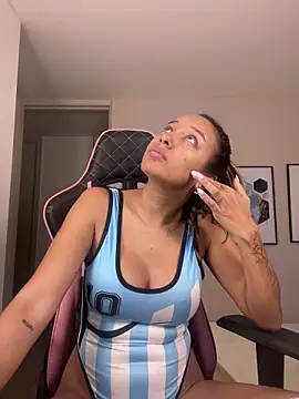 DianaHopson online show from 10-31-25, 10:16