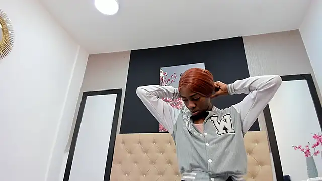 Snapshot of Shanelle__ chatting on 03-06-25, 02:51 Shanelle online show from 03-06-25, 02:51