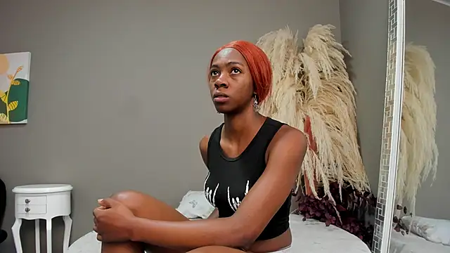 Snapshot of Shanelle__ chatting on 10-25-25, 01:07 Shanelle online show from 10-25-25, 01:07