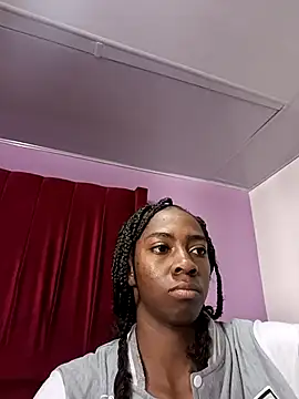 Snapshot of Shanelle__ chatting on 12-04-25, 01:31 Shanelle online show from 12-04-25, 01:31