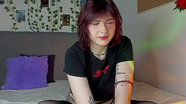 Snapshot of miss_Lizzy chatting on 02-09-25, 01:11 miss Lizzy online show from 02-09-25, 01:11