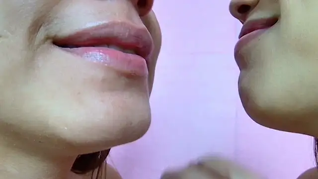 Snapshot of candymia68 chatting on 03-22-25, 01:08 candymia68 online show from 03-22-25, 01:08