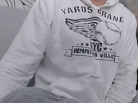 Snapshot of MikeyMaXXX chatting on 02-27-26, 09:59 MikeyMaXXX online show from 02-27-26, 09:59