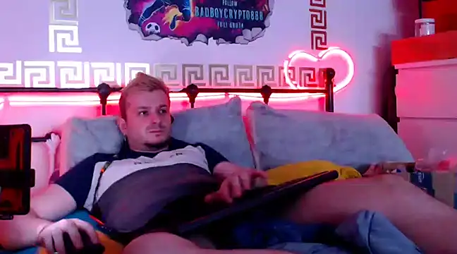 Snapshot of erotico69xxx chatting on 03-09-25, 12:42 erotico69xxx online show from 03-09-25, 12:42