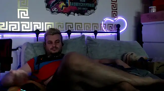 Snapshot of erotico69xxx chatting on 03-10-25, 08:34 erotico69xxx online show from 03-10-25, 08:34