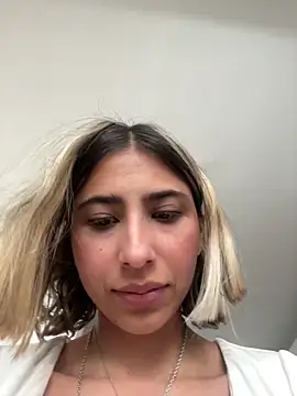 Ameellie online show from 11-14-25, 03:33