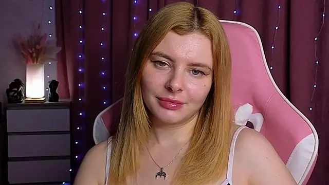 Day-off online show from 11-21-25, 04:11