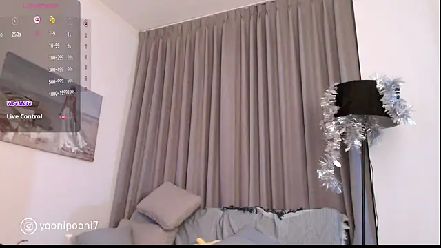 Snapshot of yoonipooni chatting on 12-16-24, 12:38 yoonipooni online show from 12-16-24, 12:38