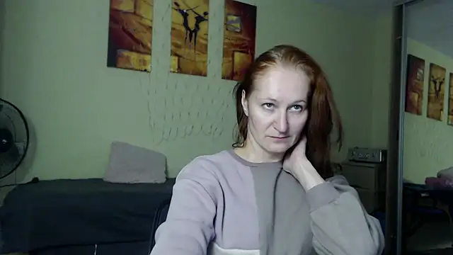 AmellyGrand online show from 10-13-25, 06:08