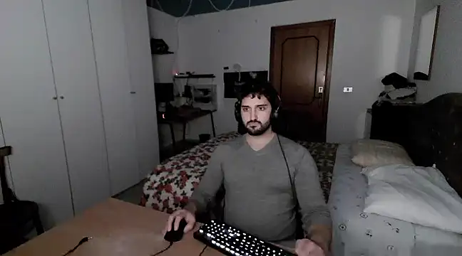 Alexox02 online show from 01-02-25, 07:07