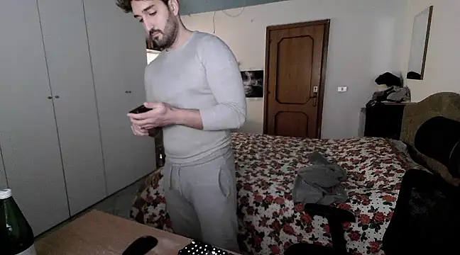 Alexox02 online show from 01-04-25, 08:48