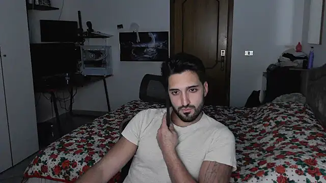 Alexox02 online show from 10-17-25, 05:15