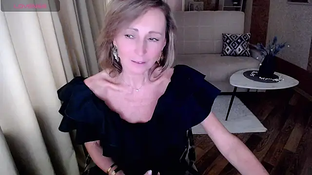 HornyMilf 777 online show from 02-01-25, 11:43