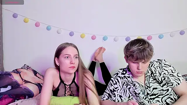 Emily and Ilumi online show from 12-29-24, 12:20